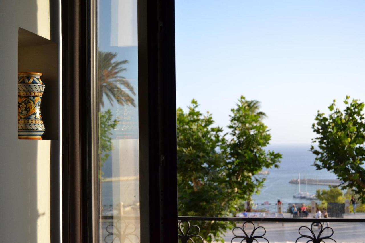 Bnb Agora Panoramic Rooms 취아카 외부 사진