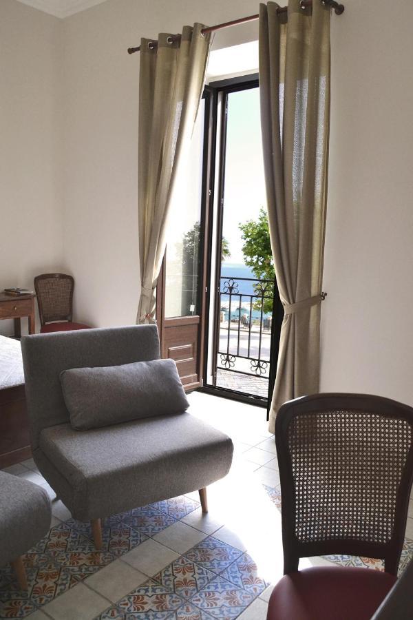 Bnb Agora Panoramic Rooms 취아카 외부 사진