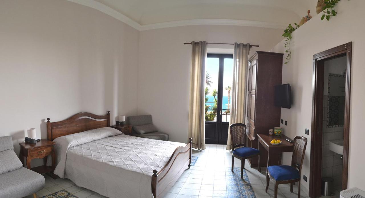 Bnb Agora Panoramic Rooms 취아카 외부 사진